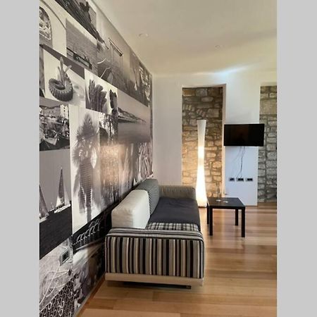 Stylish One Bedroom Apartment Near The Riva Izola Exterior foto
